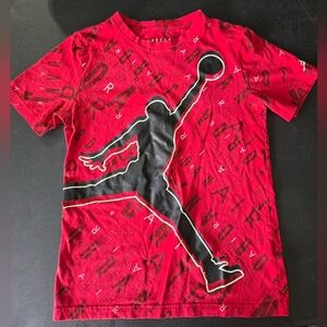 Jordan Boys' Red Graphic Jumpman Tee